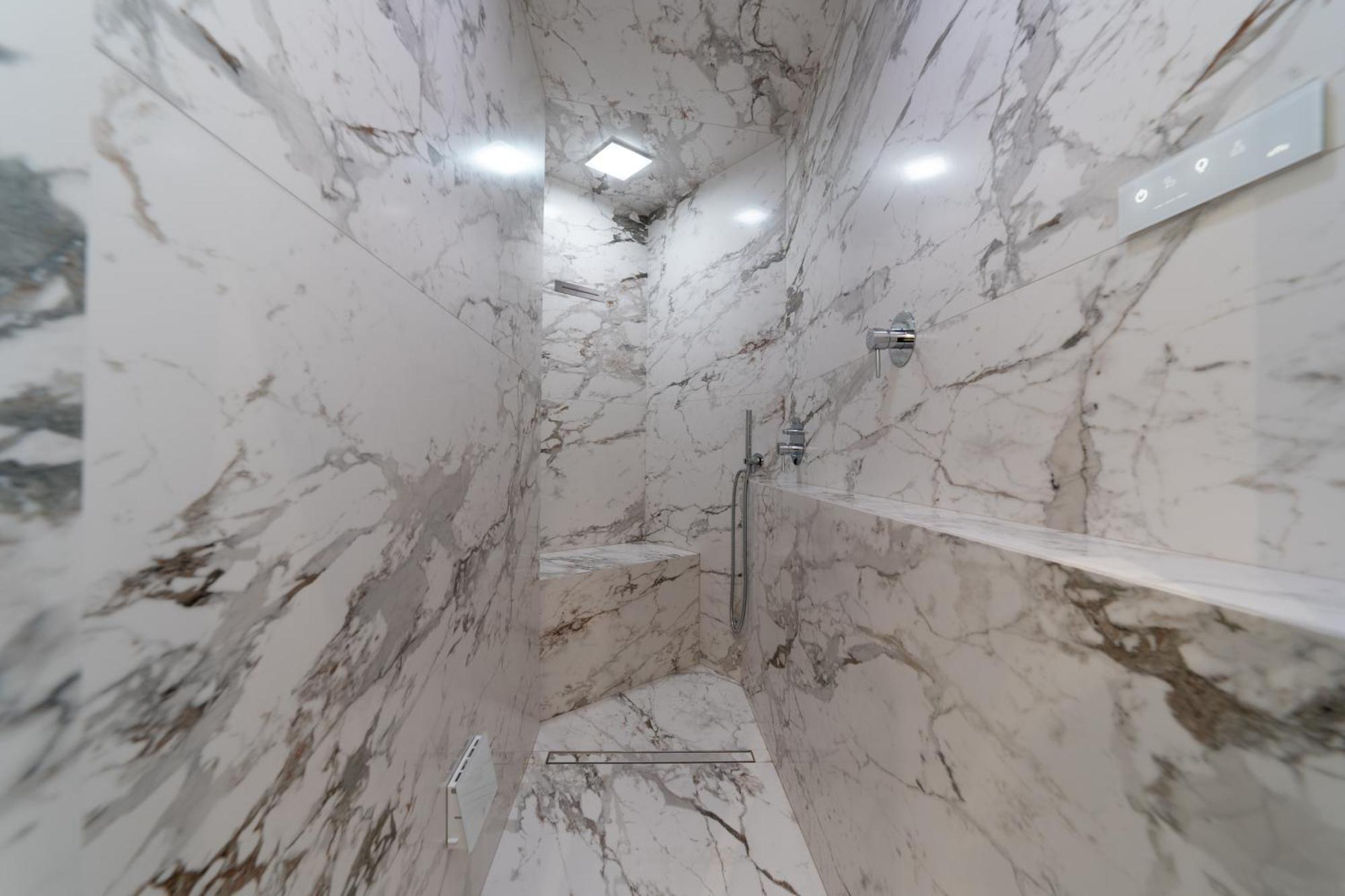 Intrho - Duomo Modern With Hammam Milano
