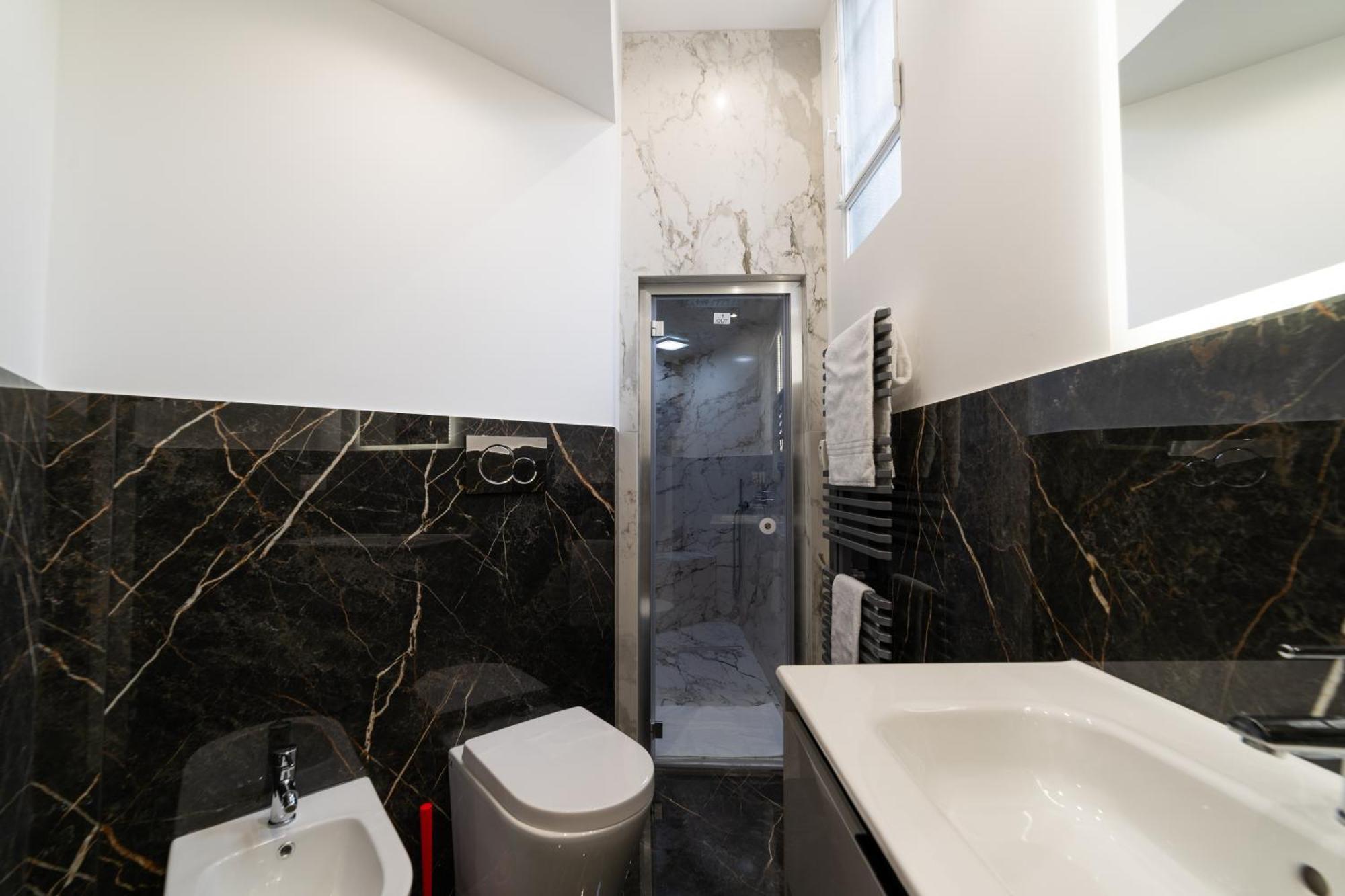 Apartment Intrho - Duomo Modern With Hammam Mailand