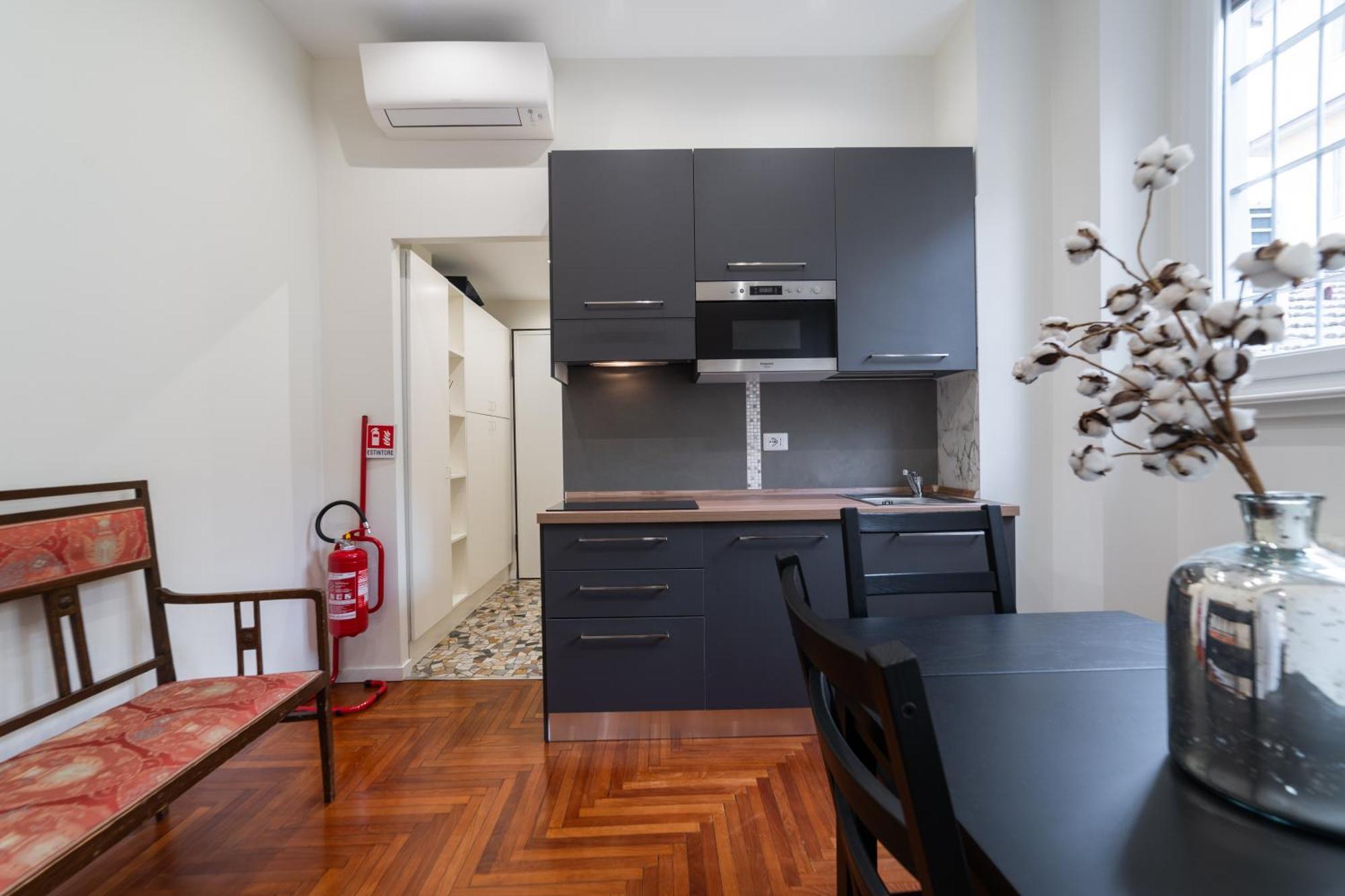 Apartment Intrho - Duomo Modern With Hammam Mailand